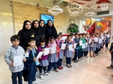 اهدای لوح تقدیر به برگزیدگان مؤلفان کوچک